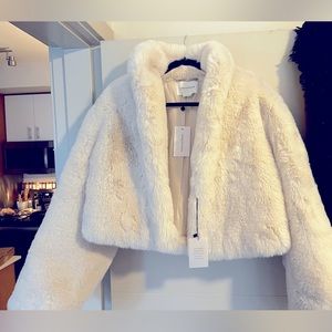 Fabulous Faux Fur Cropped Mid-waist Coat